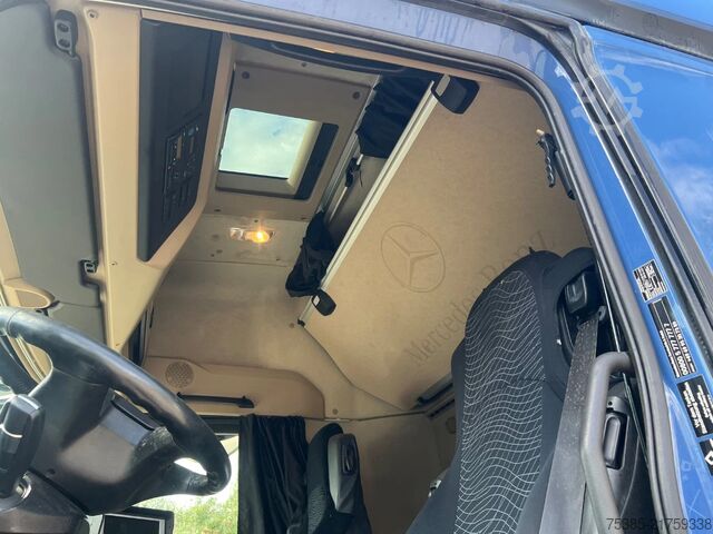 Fahrgestell mit Fahrerhaus Mercedes-Benz Actros 1842 Megaspace Euro 6