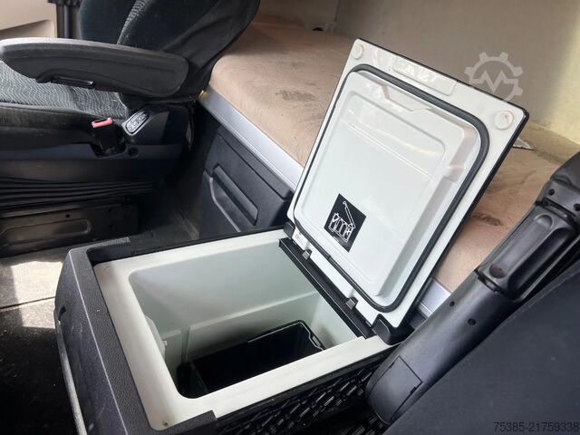 Fahrgestell mit Fahrerhaus Mercedes-Benz Actros 1842 Megaspace Euro 6