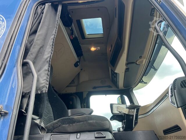 Fahrgestell mit Fahrerhaus Mercedes-Benz Actros 1842 Megaspace Euro 6