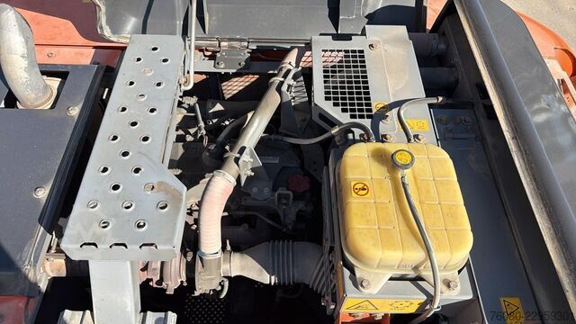 Crawler excavator Hitachi ZX250LCH-5A (AIRCO / 6.868 HOURS / BELGIAN MACH...