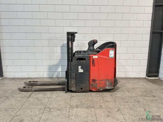 Stacker Linde D12HP SP