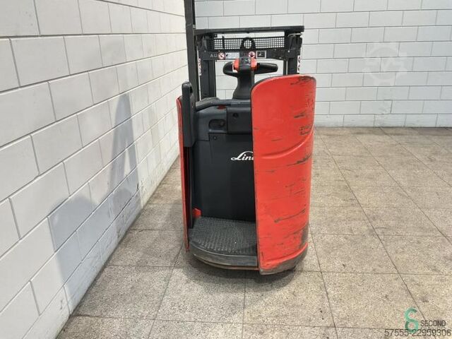 Stacker Linde D12HP SP