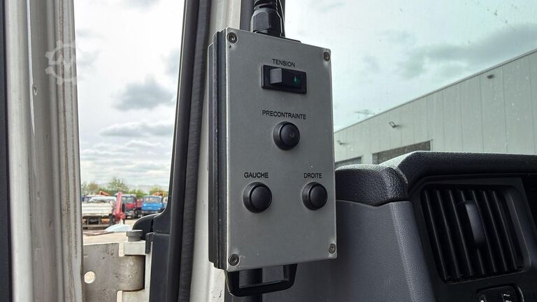 Standard tractor Scania R580 (EURO 6 / FRENCH TRUCK / BIG HUB / 6X4 / T...