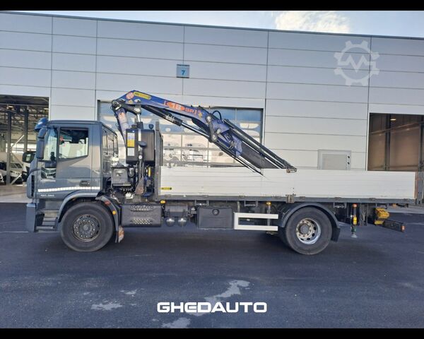 Standard tractor unit IVECO EUROCARGO 180E28 CON GRU PM E CASSONE FISSO