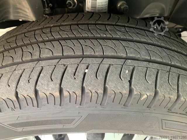 Curtain sider van Ford Transit 350 Centinato - Km 10.300 -