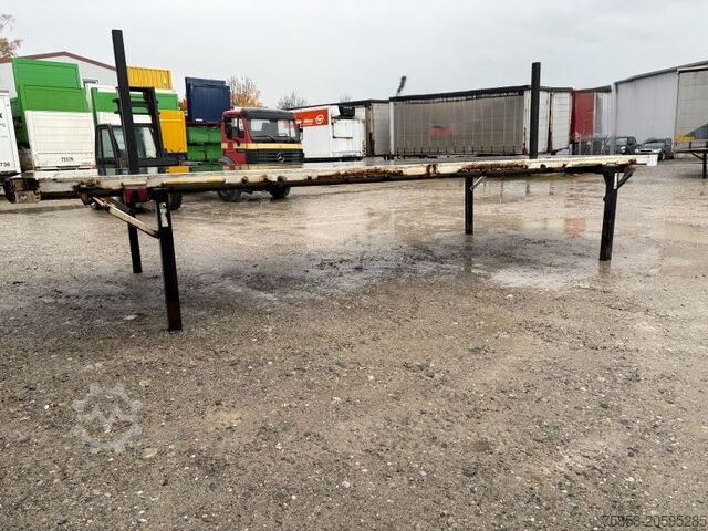 Swap body open Krone Plattform 7,82m mit Steckrungen mittig