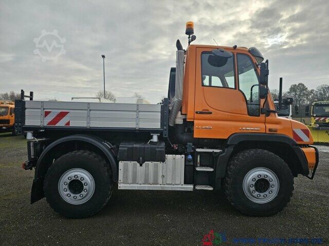 Spezial-LKW Unimog U423 Front Zapfwelle + Arbeitsplatte + EasyDrive