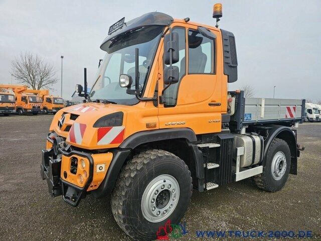 Spezial-LKW Unimog U423 Front Zapfwelle + Arbeitsplatte + EasyDrive