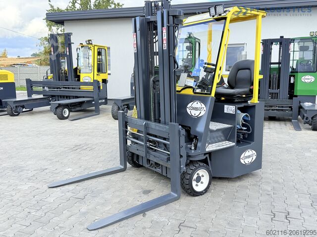 Four-way forklift Combilift C3000CB GAS TRIPLEX 4900 POSITIONER TOP1