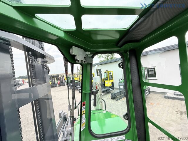Four-way forklift Combilift C4500 DIESEL DUPLEX WIDE FORK POSITIONER