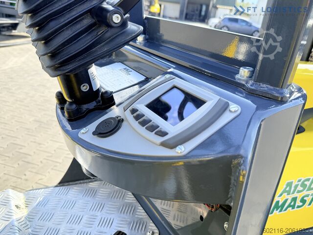 Narrow aisle forklift truck Combilift AISLE MASTER TRIPLEX 8500 FREE LIFT TOP1