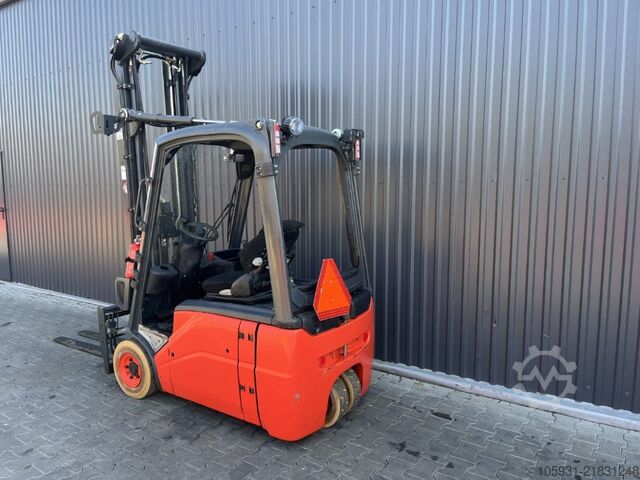 Electric 3-wheel forklift Linde E16-02