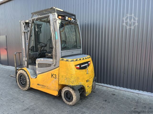Electric 4-wheel forklift Jungheinrich EFG535k