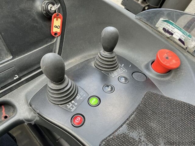 Reach Truck Linde R16-01