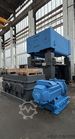Sheet metal straightener WMW Wildau UBR 32x2500