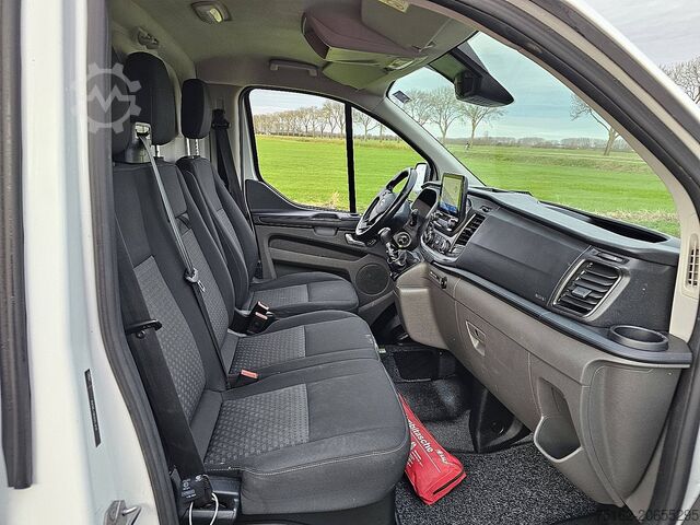 High-roof van FORD TRANSIT CUSTOM 2.0 L2H1 Navi Euro6
