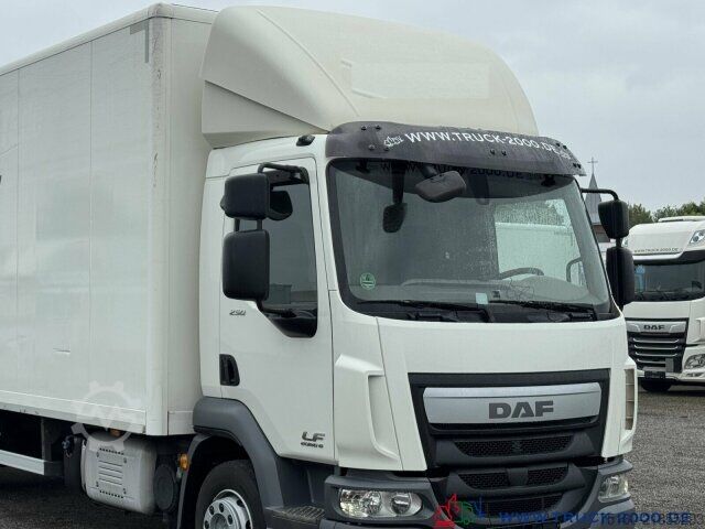 Box truck DAF LF 250 MBB Palfinger LBW 1.500 Kg ACC Tempomat