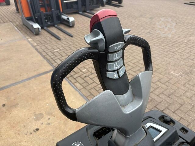 VS-22867 Electric DUO stacker Still EXD SF20 STILL EXD-SF 20