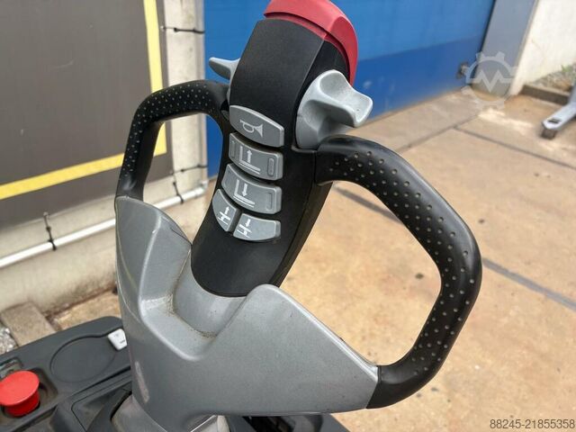 VS-22867 Electric DUO stacker Still EXD SF20 STILL EXD-SF 20