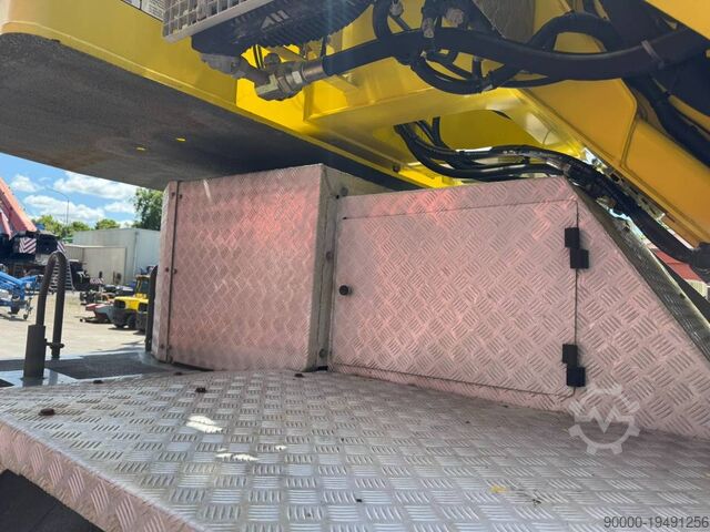 Rough terrain crane Grove RT 550 E