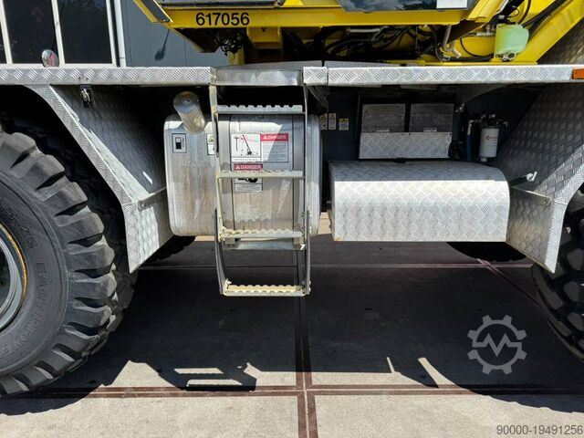 Rough terrain crane Grove RT 550 E