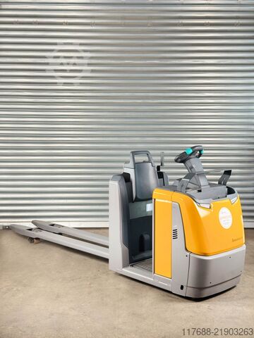 Horizontal order picker Jungheinrich ECE 225 - Service Neu - nur 1223 Std. Batterie 83%