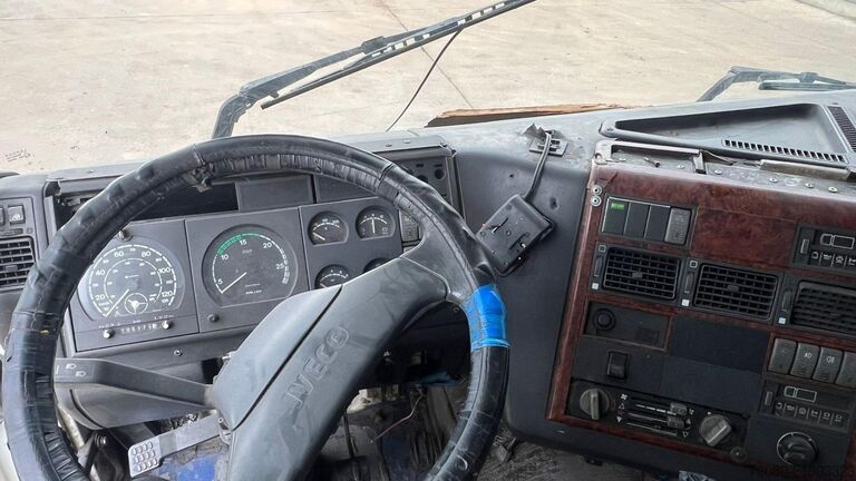 Standard tractor Iveco EUROSTAR 440 E 42 (MANUAL PUMP / MANUAL GEARBOX...