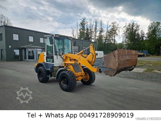 Wheel loader LIEBHERR 506 L   Schnellwechsler  Klappschaufel  +Gabel