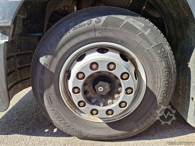 Standard-Zugmaschine Iveco Stralis