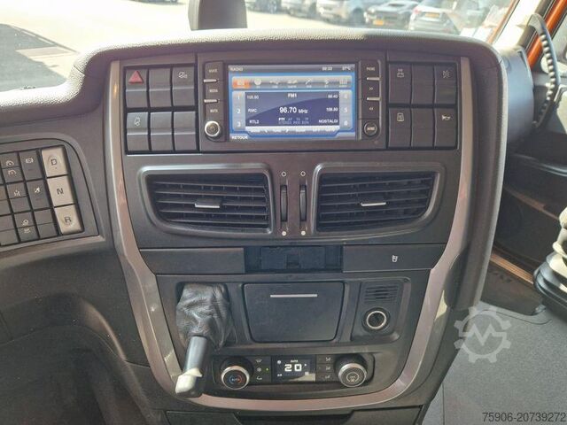 Standard-Zugmaschine Iveco Stralis