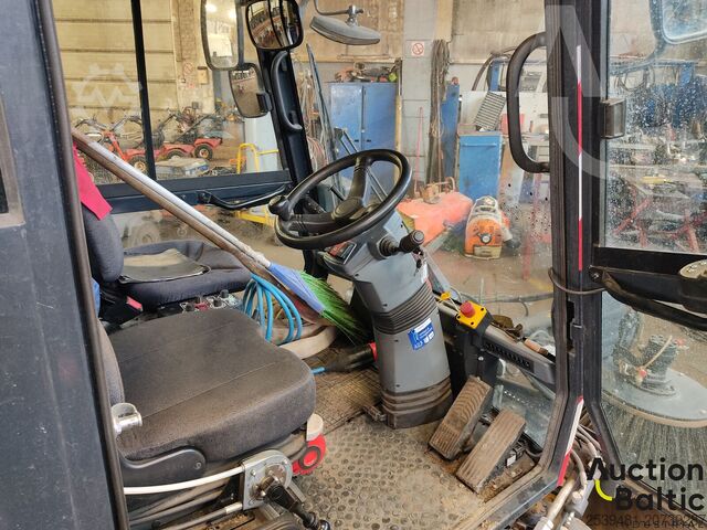 Kehrmaschine Aebi Schmidt Aebi Schmitd eSwingo 200+