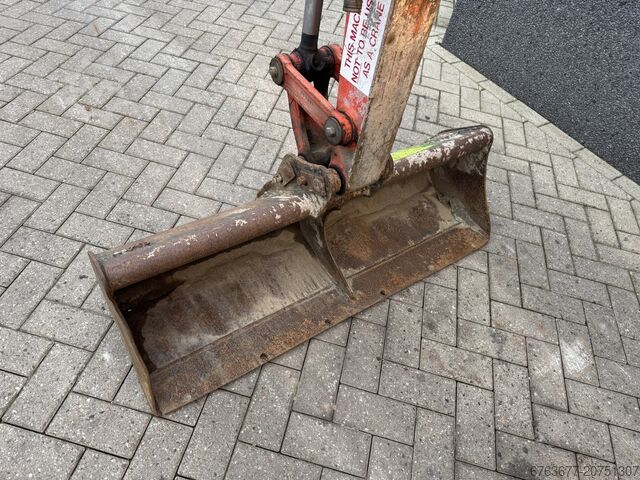 Kubota U27-4 mini excavator/tracked digger, 1 bucket, 2016, diesel KUBOTA U27-4 minigraver/graafmachine rups 1 bak 2016 Diesel