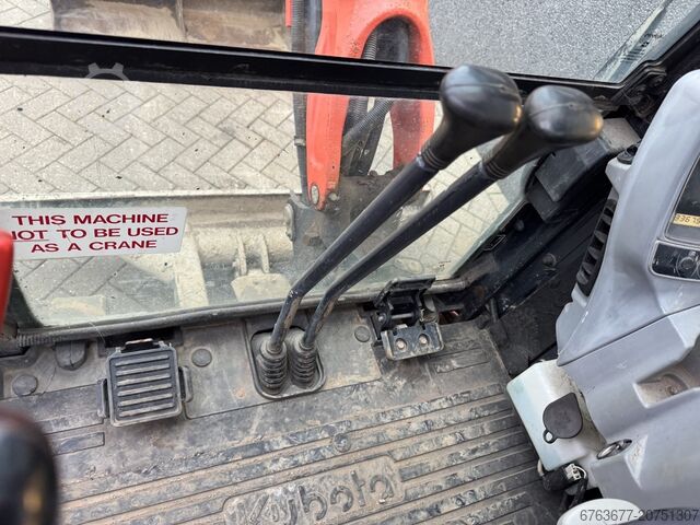 Kubota U27-4 mini excavator/tracked digger, 1 bucket, 2016, diesel KUBOTA U27-4 minigraver/graafmachine rups 1 bak 2016 Diesel