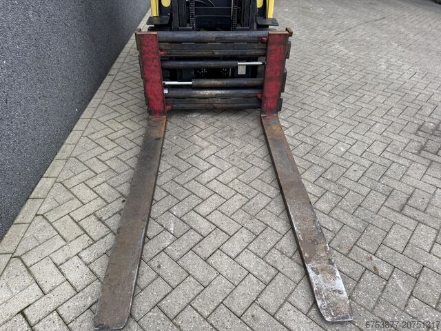 Hyster H3.0FT Duplo 300 Seitenschieber / Gabelversteller LPG 2018 HYSTER H3.0FT Duplo 300 Sideshift / Vorkversteller LPG 2018