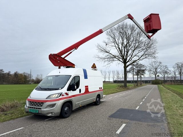 PEUGEOT BOXER 2.2HDI Autohebebühne Arbeitsbühne 12,5 m Arbeitshöhe Baujahr 2018 PEUGEOT BOXER 2.2HDI Autohoogwerker Arbeitsbuhne 12.5mtr werkhoogte 2018