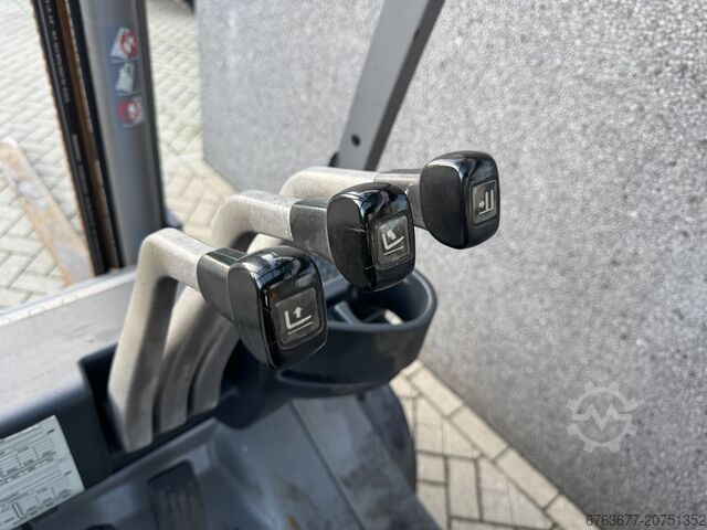 Jungheinrich DFG435 Duplo 450 mit Seitenschub, Kubota Diesel, Baujahr 2020 JUNGHEINRICH DFG435 Duplo 450 Sideshift Kubota Diesel 2020