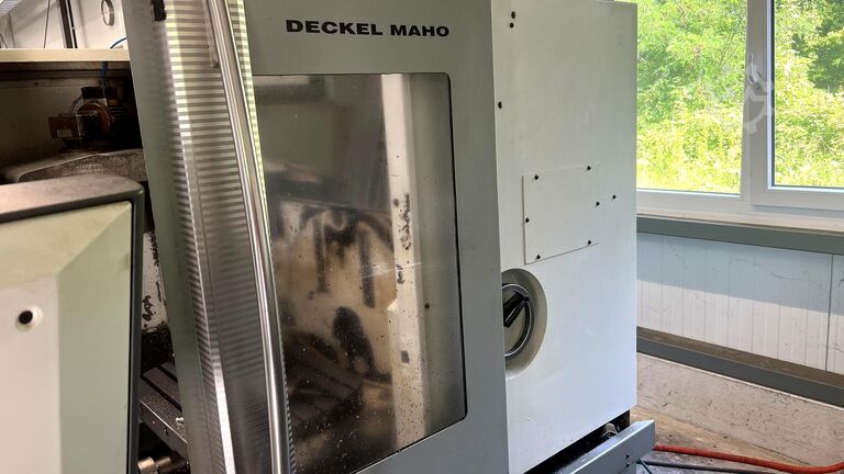 Universal machining center DMG DMU 50 T