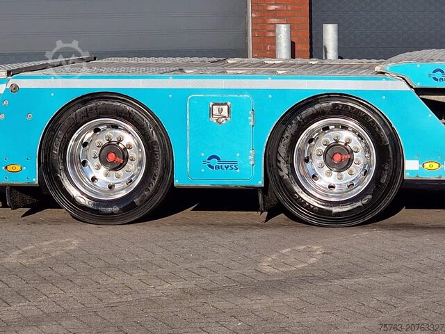 Autotransporter Volvo FH 500 Globetrotter XL Cartransporter Blyss Mod...