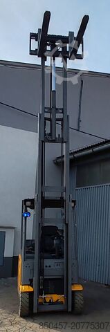 Elektrisch – 3 Räder Jungheinrich EFG 215 4.4m/ 2020y/ 9076h