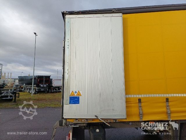 Open semitrailer with tarp Schmitz Cargobull Curtainsider Standard Getränke