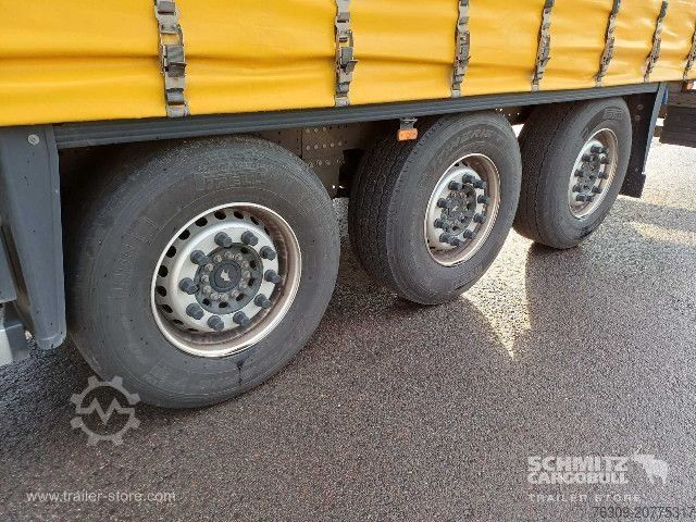 Open semitrailer with tarp Schmitz Cargobull Curtainsider Standard Getränke