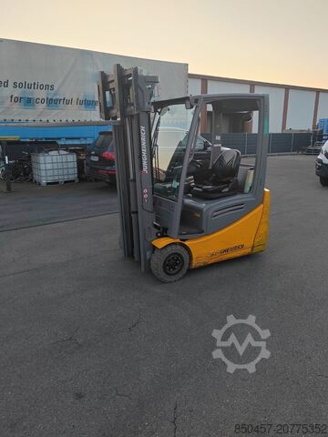 Elektrisch – 3 Räder Jungheinrich EFG216k