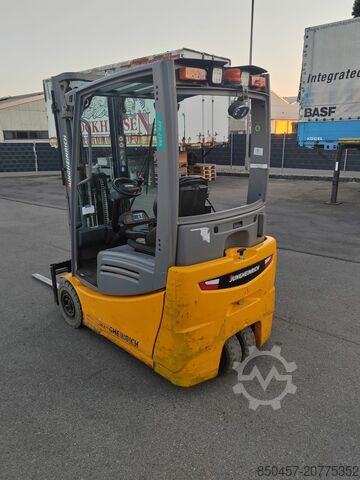 Elektrisch – 3 Räder Jungheinrich EFG216k