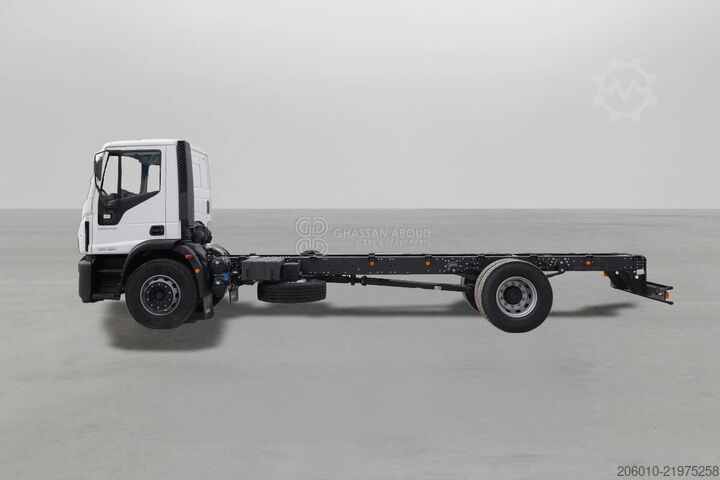 Chassis cab IVECO Euro Cargo ML180
