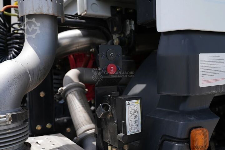 Shacman X3000 truck tractor Shacman X3000