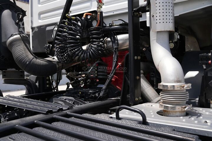Shacman X3000 truck tractor Shacman X3000
