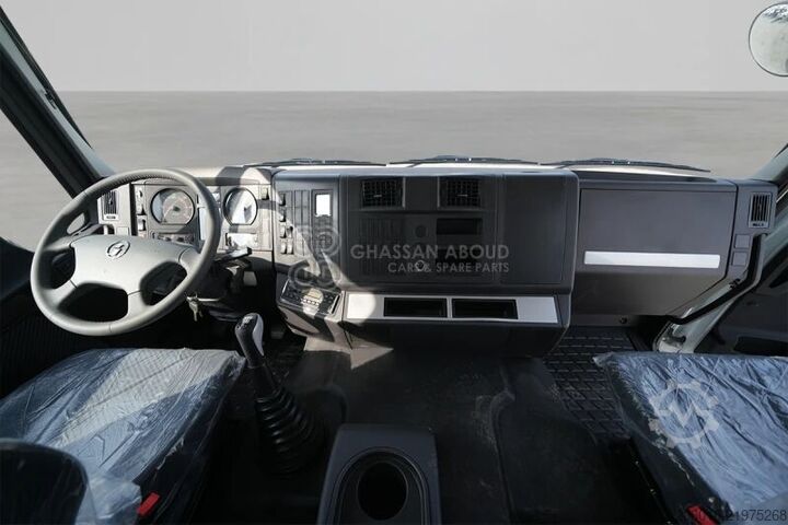 Shacman F3000 truck tractor Shacman F3000