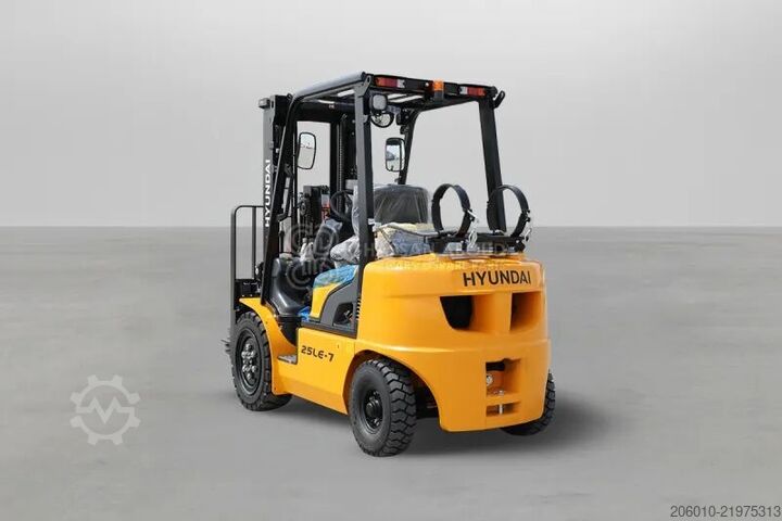 Gabelstapler Hyundai 30LE-7