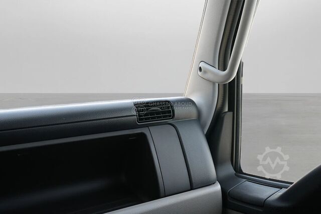Fahrgestell mit Fahrerhaus Mitsubishi Canter