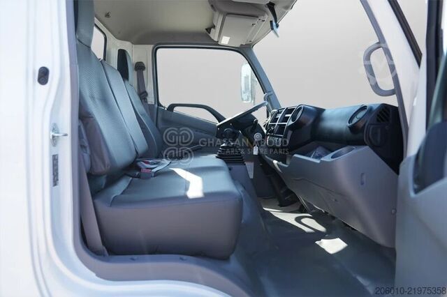 Chassis cab Hino 300 917 XLWB